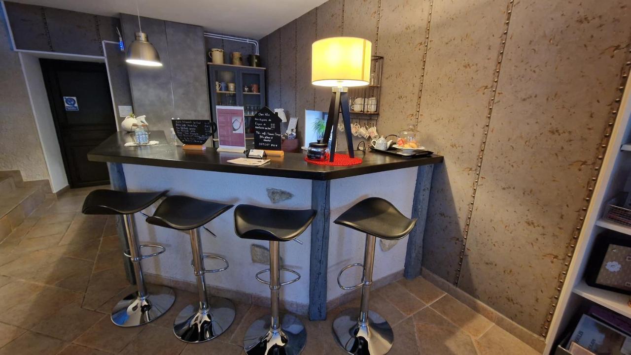 Domaine Le Puits Du Moulin Bed & Breakfast Comberjon Luaran gambar